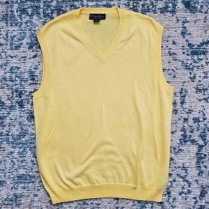 Brooks Brothers Yellow Vest 💛 Easter 🐣